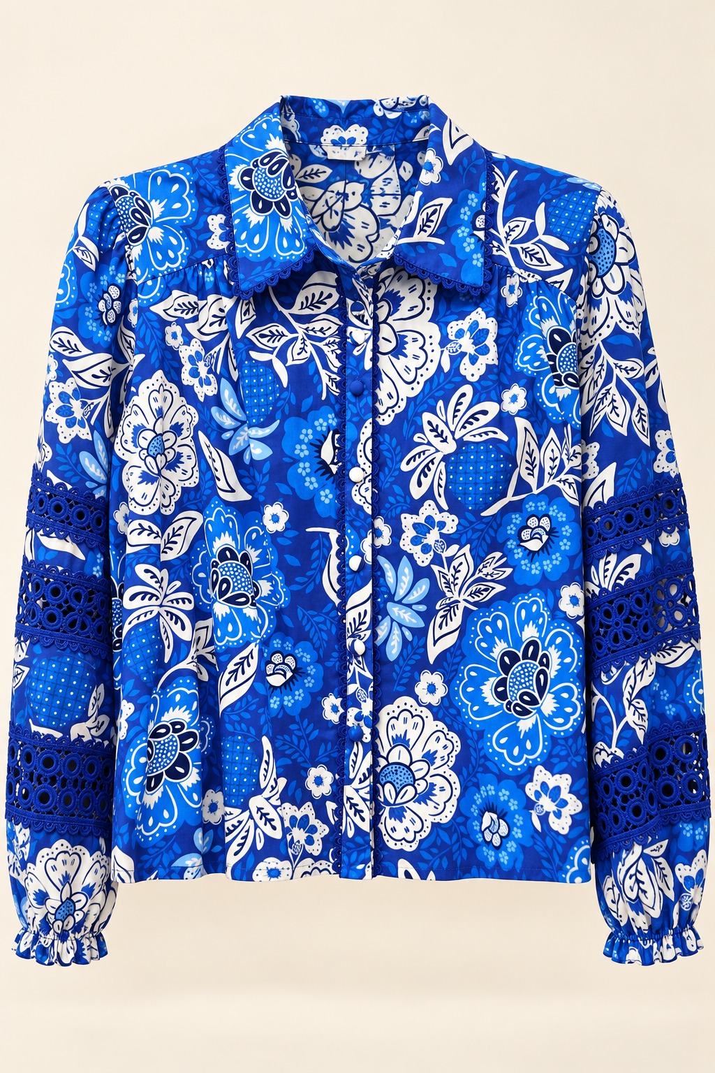 Blusa floral azul con encaje