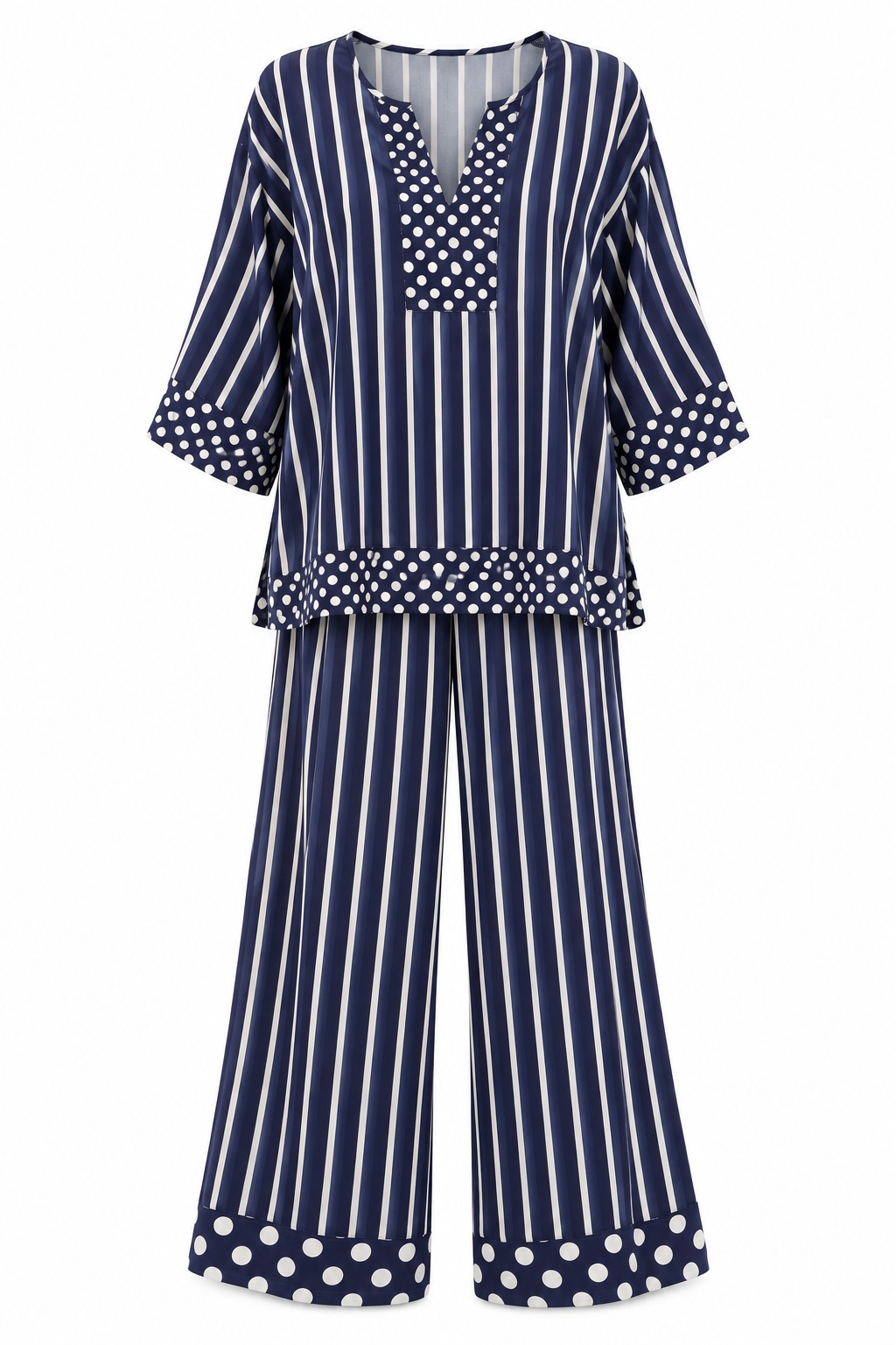 Conjunto de blusa y pantalón de rayas y lunares